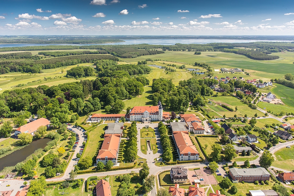 SCHLOSS Fleesensee - Book med NordicGolfers.com