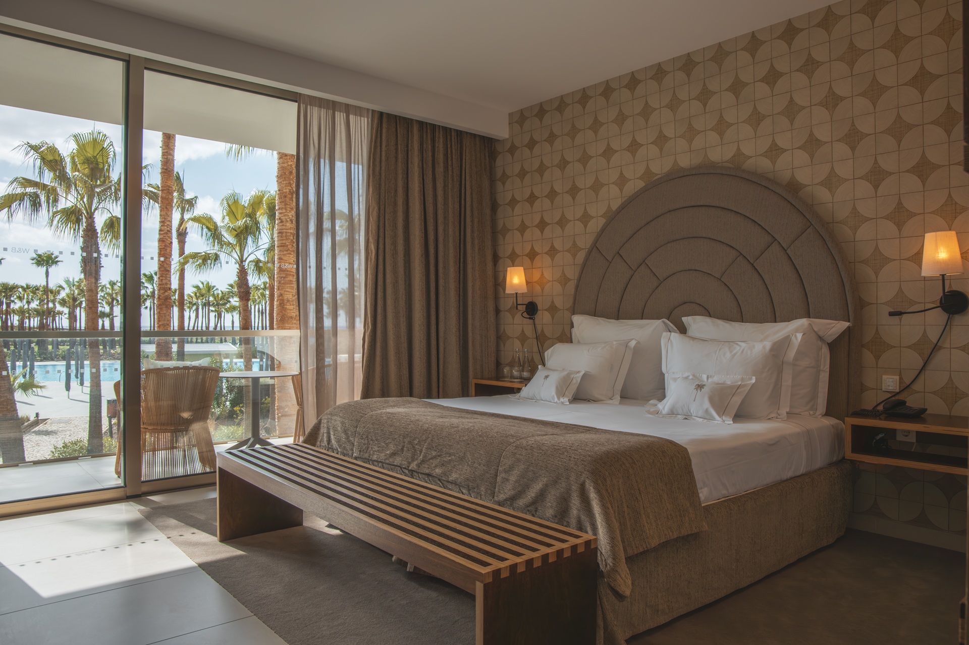 Wine & Books by the Sea